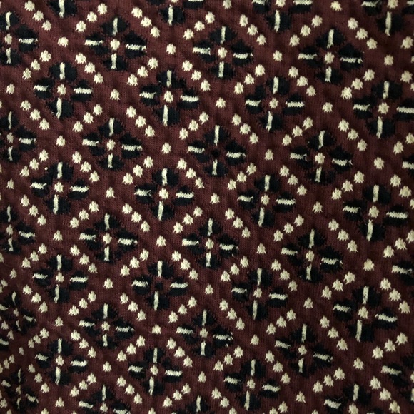 Super cute Loft mini skirt - Picture 4 of 4